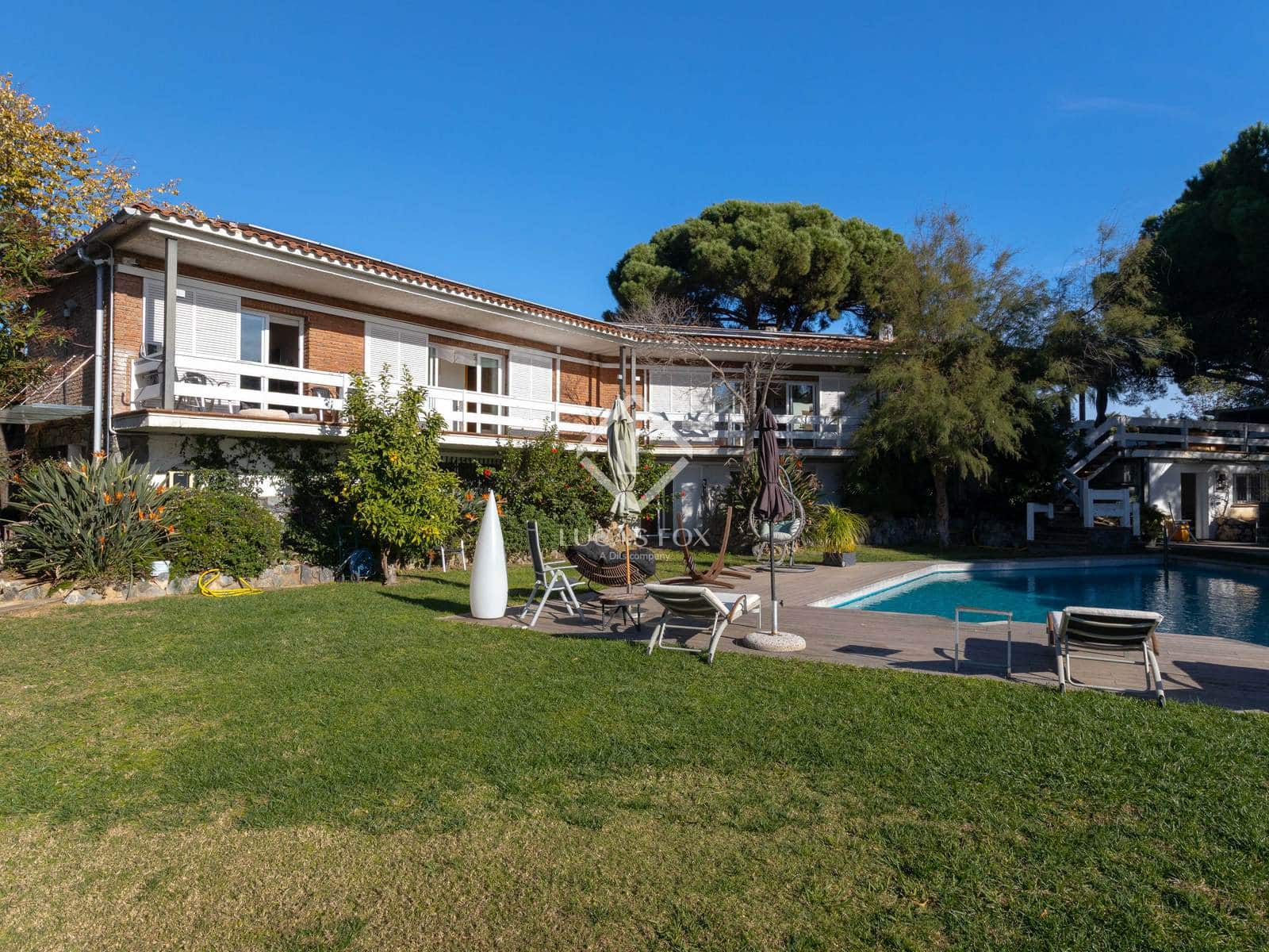 5 bedroom Villa for sale in Sant Pol de Mar with pool garage - € 895,000 (Ref: 9404444)