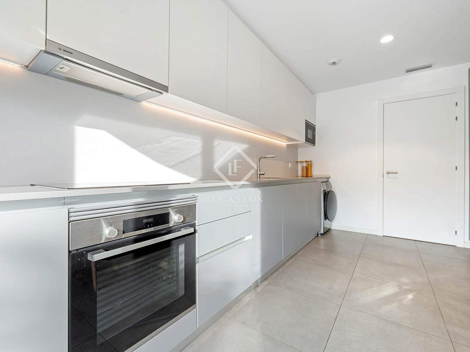 5 slaapkamer Villa te koop in Coma-Ruga met zwembad garage - € 780.000 (Ref: 9405881)