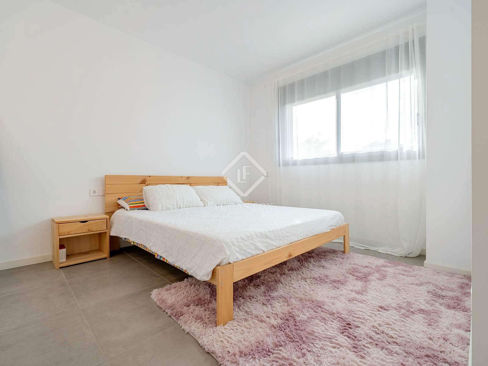 5 slaapkamer Villa te koop in Coma-Ruga met zwembad garage - € 780.000 (Ref: 9405881)