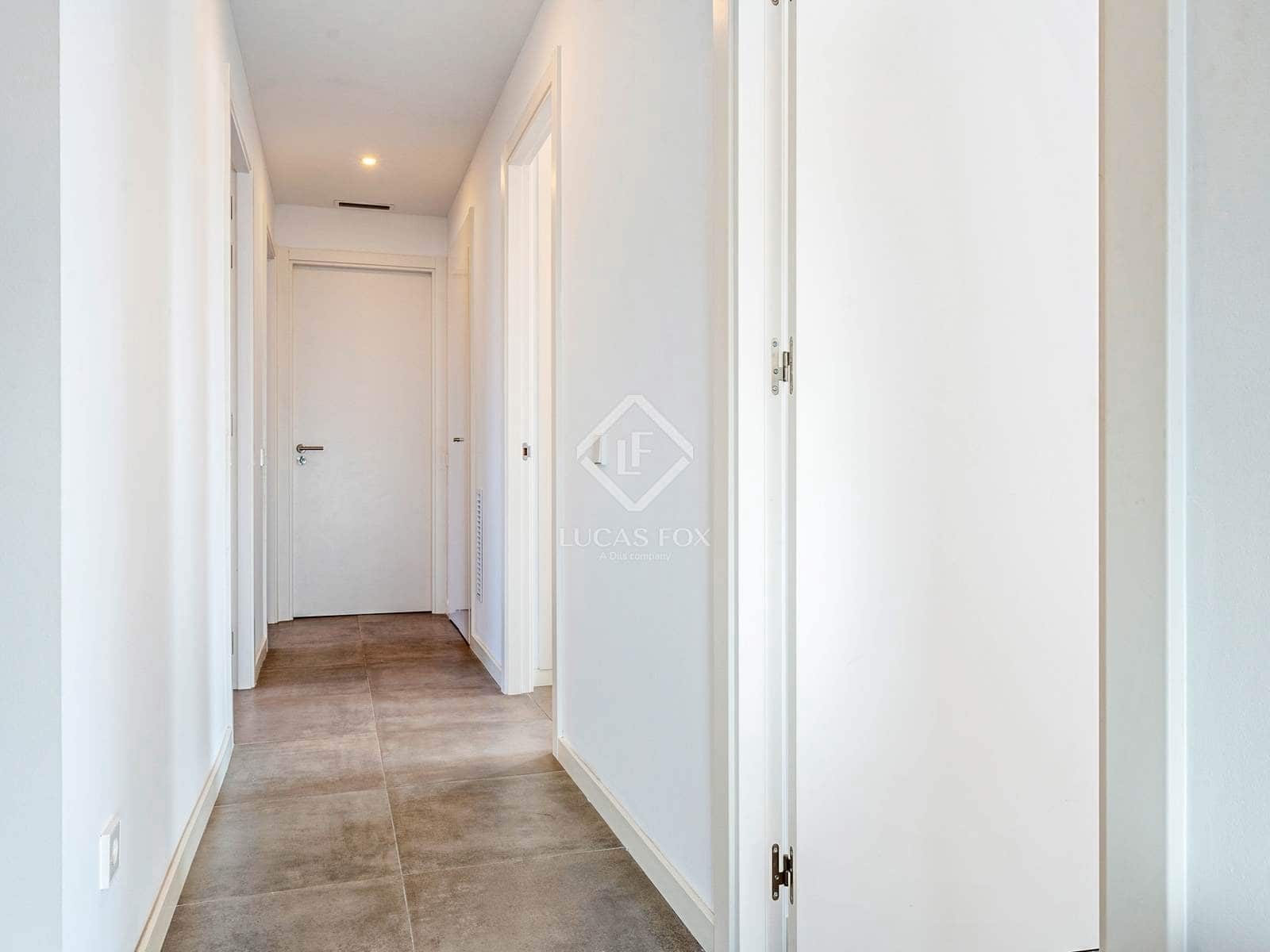 5 slaapkamer Villa te koop in Coma-Ruga met zwembad garage - € 780.000 (Ref: 9405881)