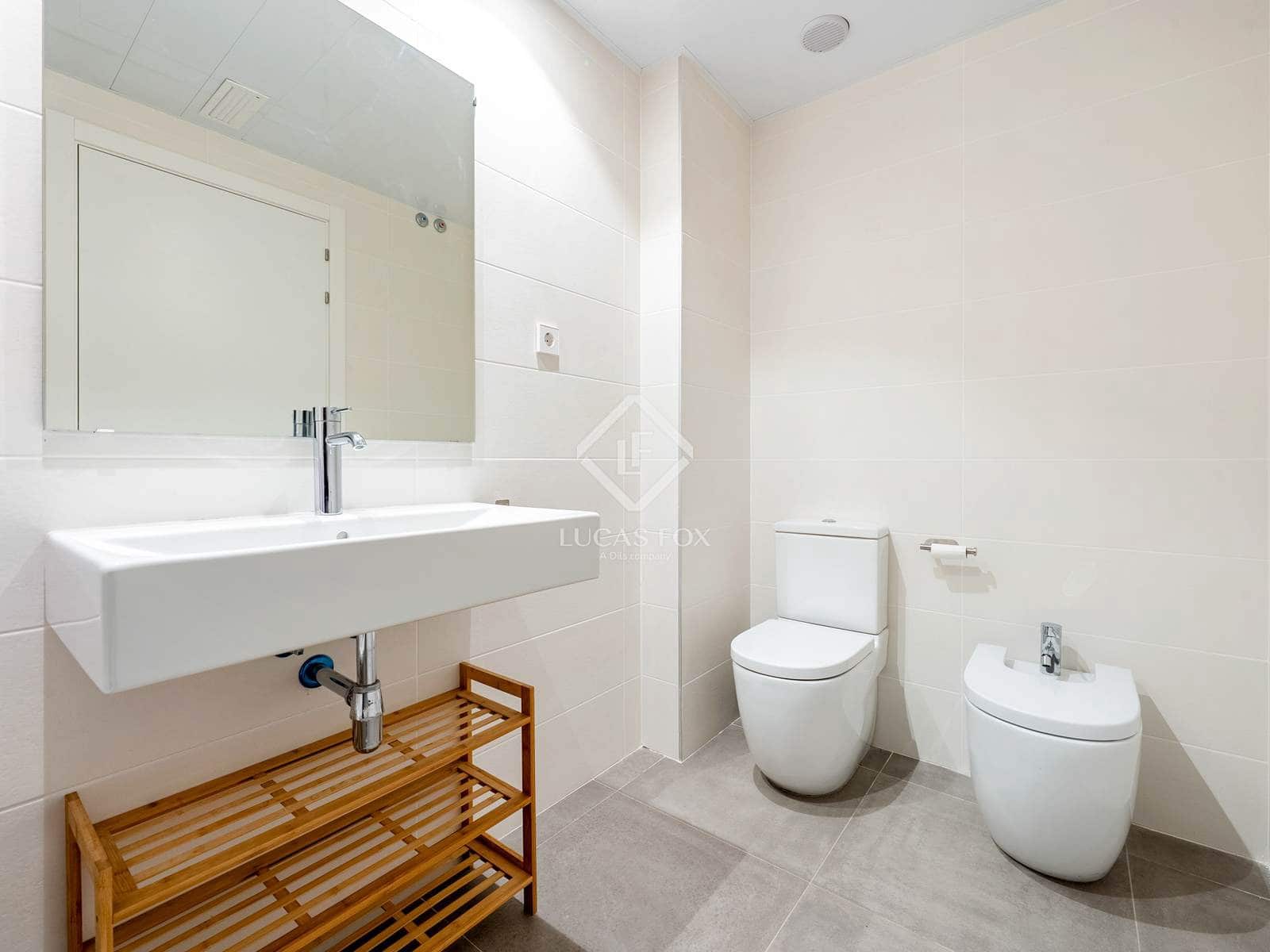 5 slaapkamer Villa te koop in Coma-Ruga met zwembad garage - € 780.000 (Ref: 9405881)