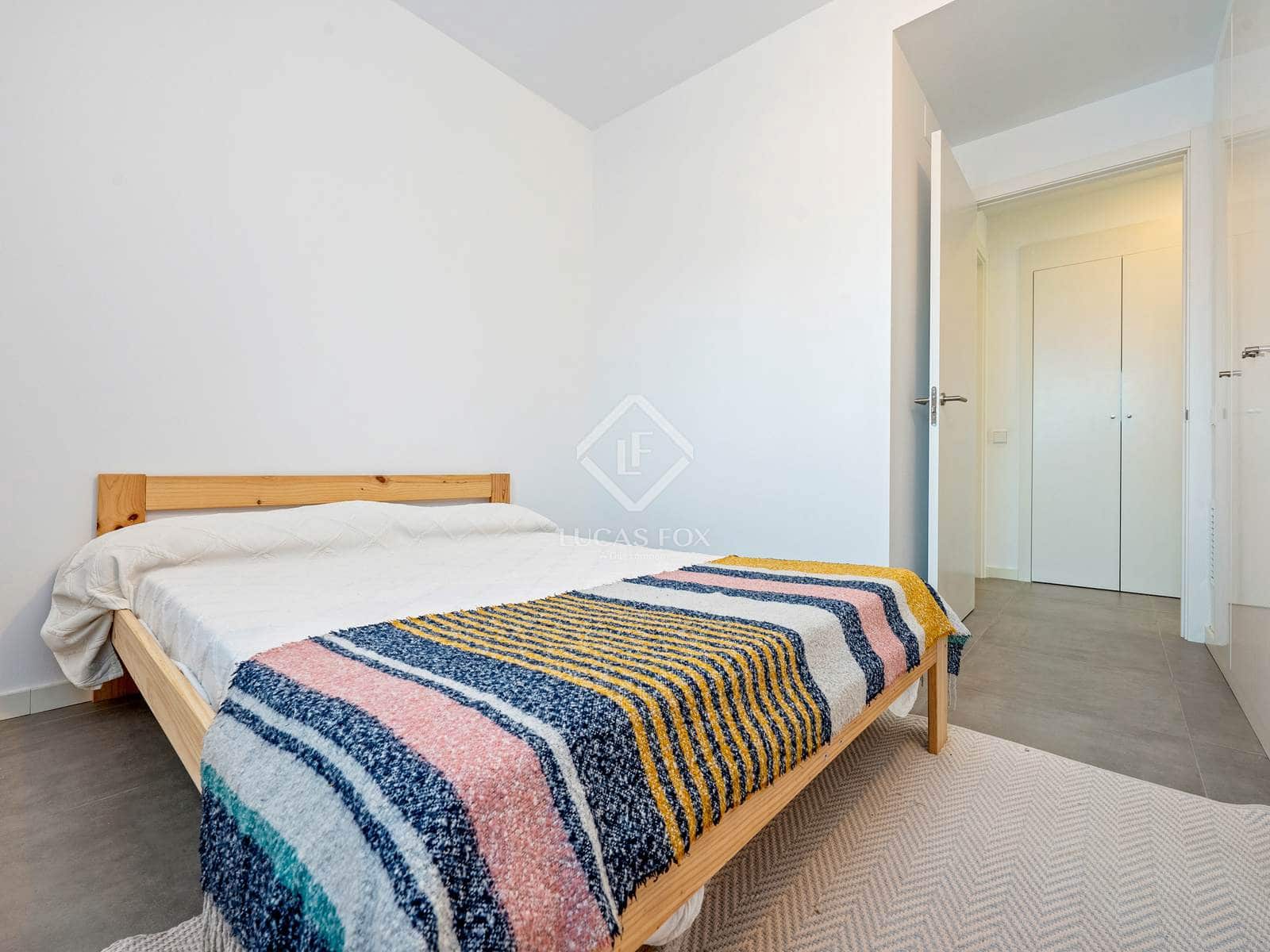 5 slaapkamer Villa te koop in Coma-Ruga met zwembad garage - € 780.000 (Ref: 9405881)