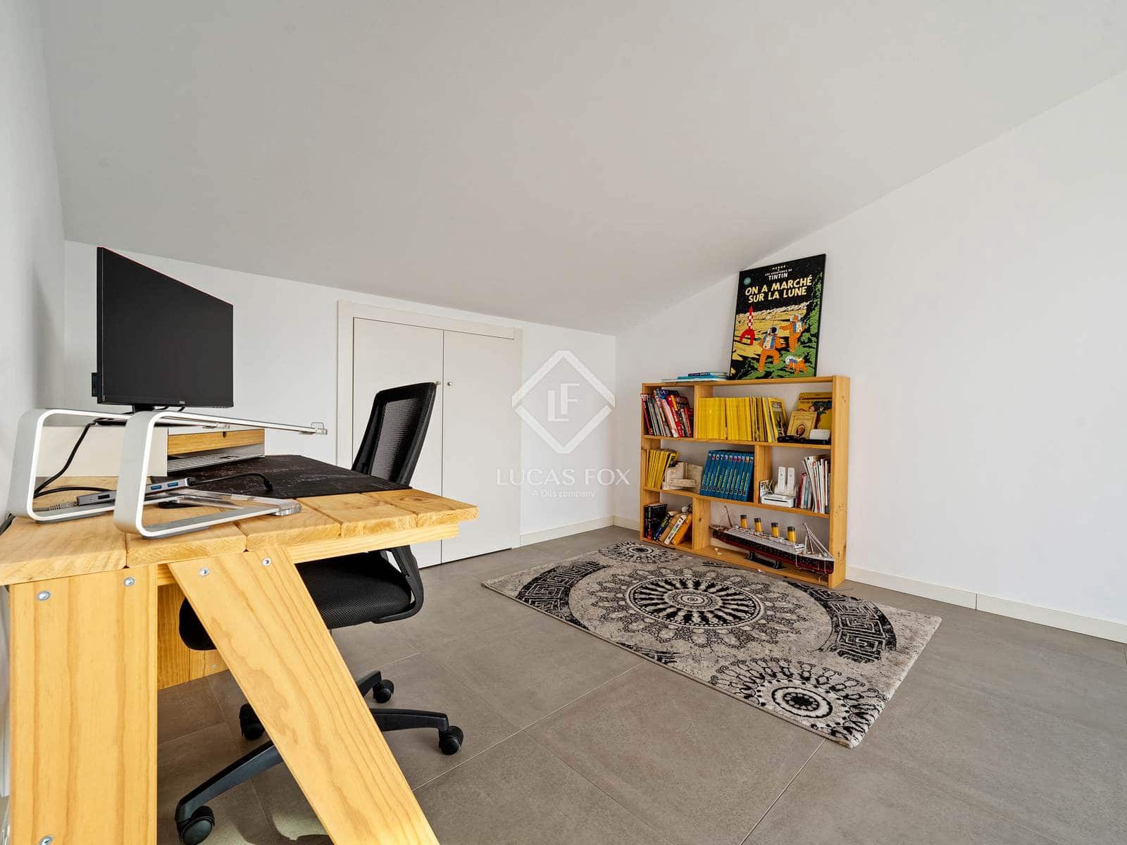 5 slaapkamer Villa te koop in Coma-Ruga met zwembad garage - € 780.000 (Ref: 9405881)