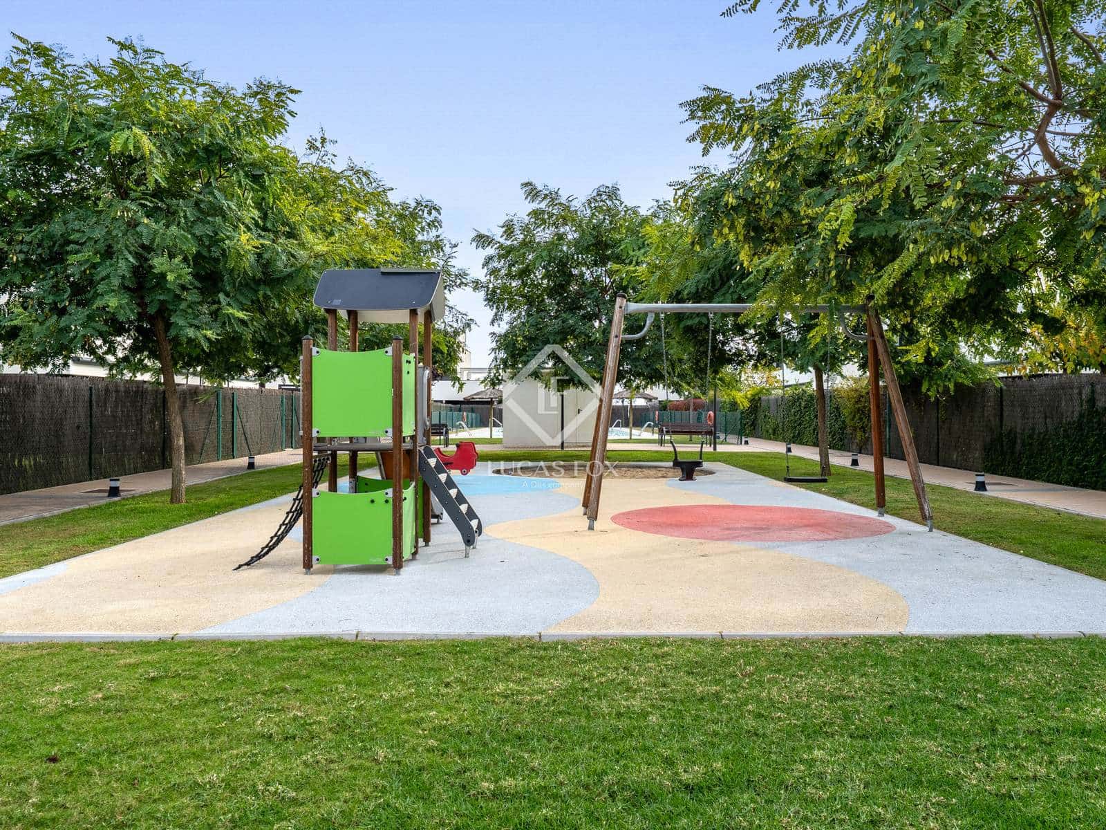 5 slaapkamer Villa te koop in Coma-Ruga met zwembad garage - € 780.000 (Ref: 9405881)