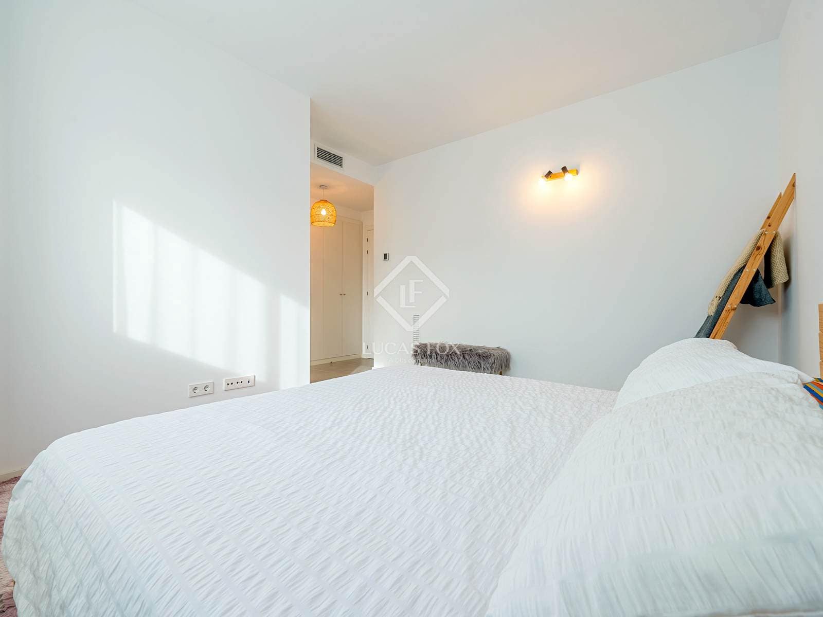 5 slaapkamer Villa te koop in Coma-Ruga met zwembad garage - € 780.000 (Ref: 9405881)