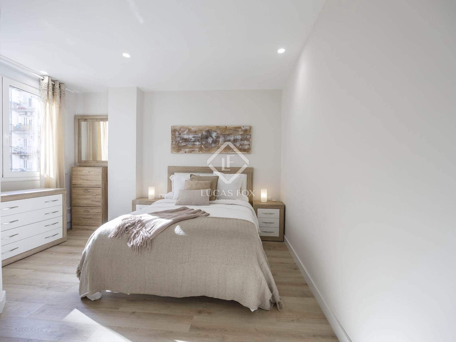 3 sypialnia Apartament do wynajęcia w Miasto Walencja - 3 600 € (Ref: 9405882)