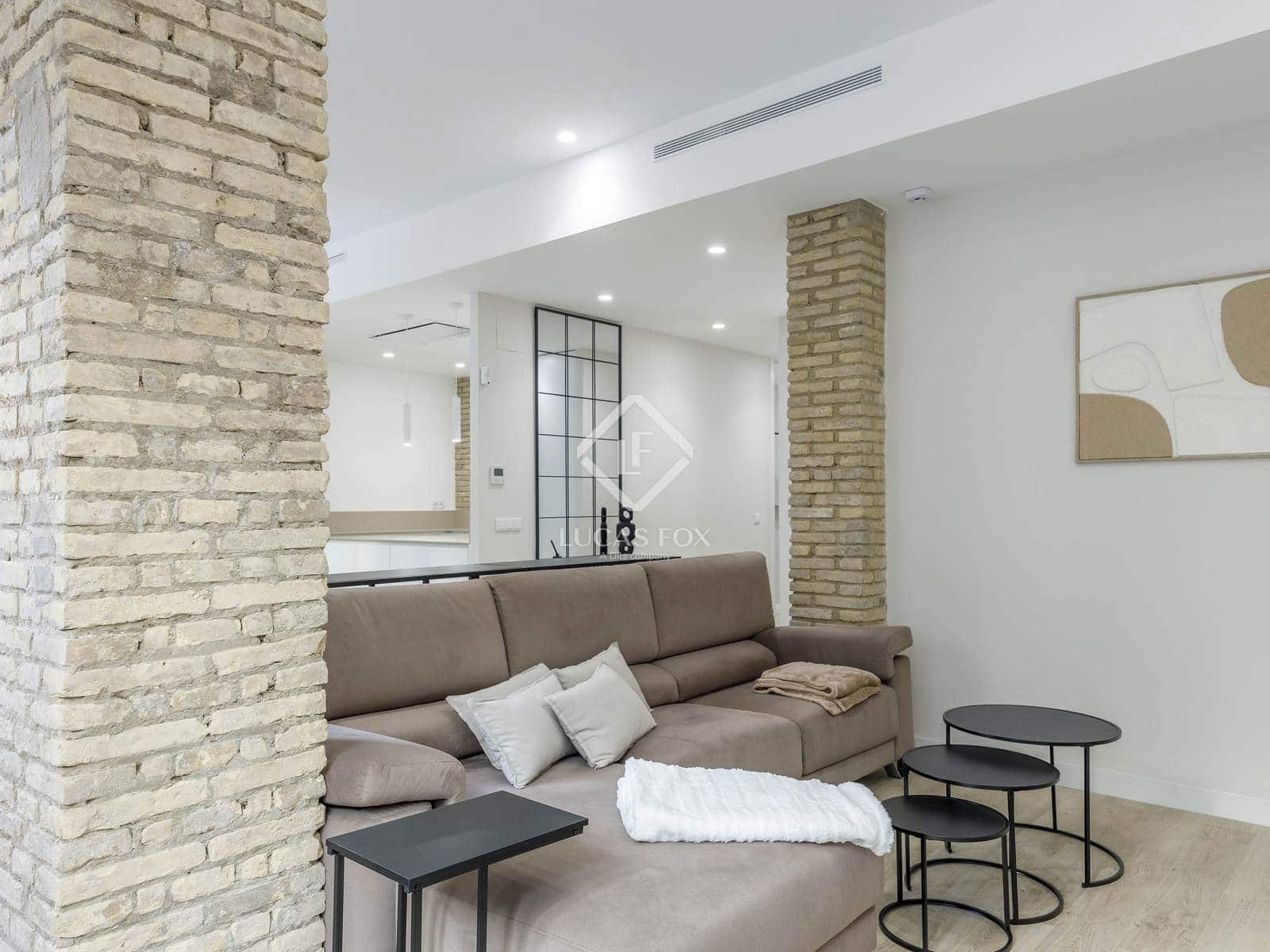 3 sypialnia Apartament do wynajęcia w Miasto Walencja - 3 600 € (Ref: 9405882)