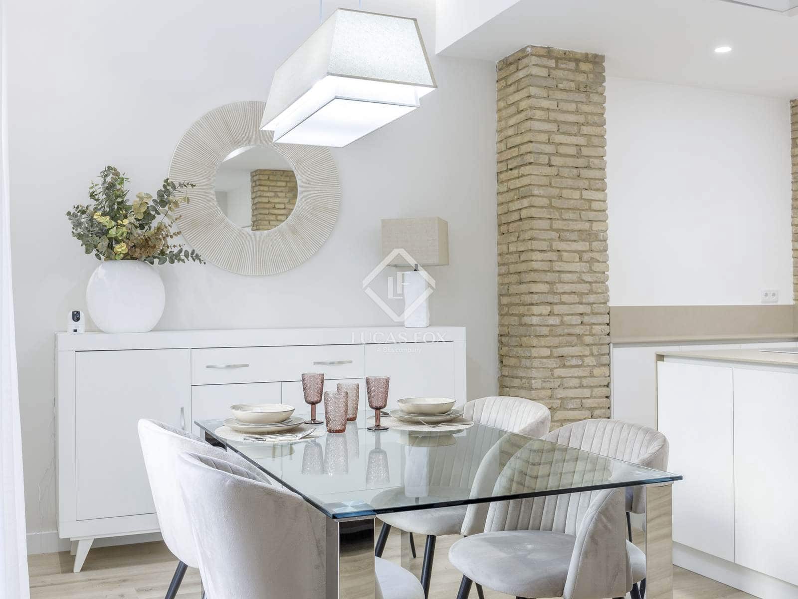 3 sypialnia Apartament do wynajęcia w Miasto Walencja - 3 600 € (Ref: 9405882)