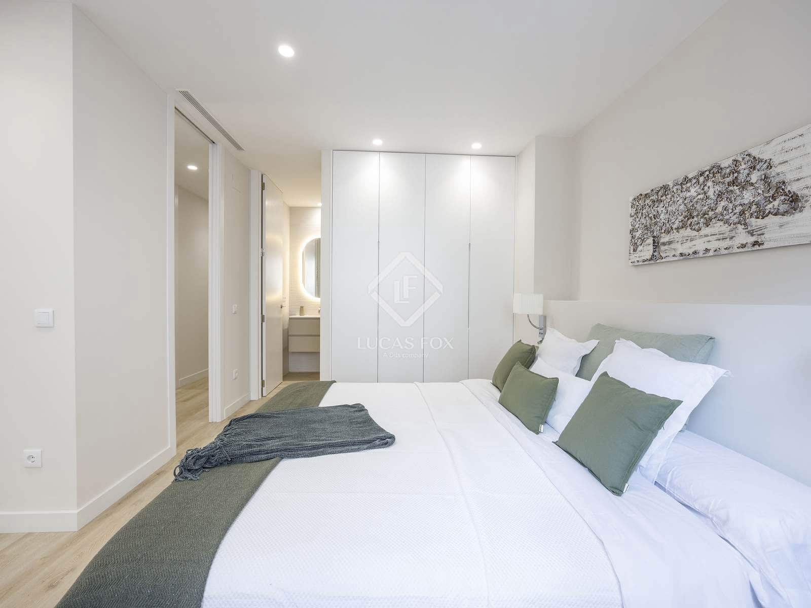 3 sypialnia Apartament do wynajęcia w Miasto Walencja - 3 600 € (Ref: 9405882)