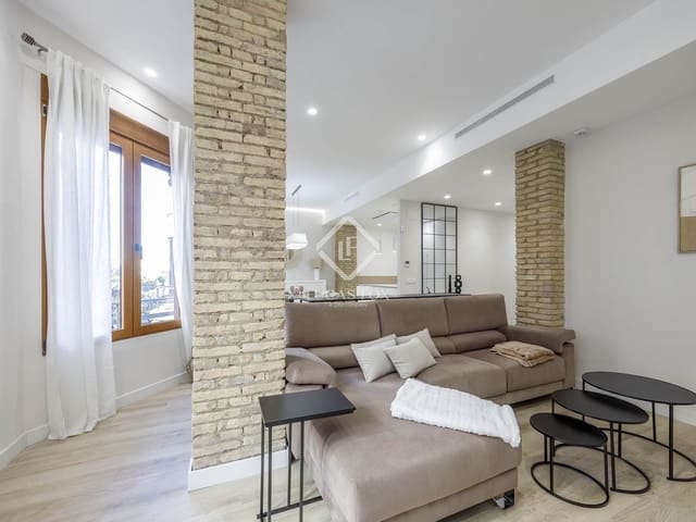 Appartement de 3 chambres à louer à Valence ville - 3 600 € (Ref: 9405882)