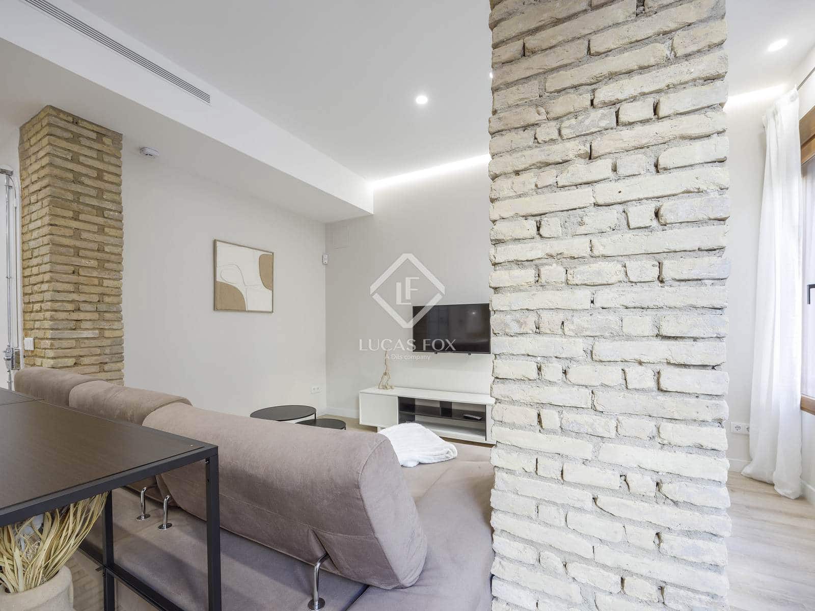 3 sypialnia Apartament do wynajęcia w Miasto Walencja - 3 600 € (Ref: 9405882)