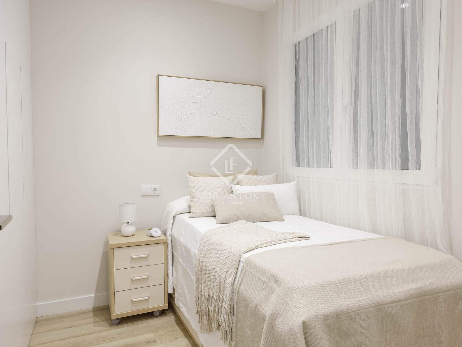 3 sypialnia Apartament do wynajęcia w Miasto Walencja - 3 600 € (Ref: 9405882)