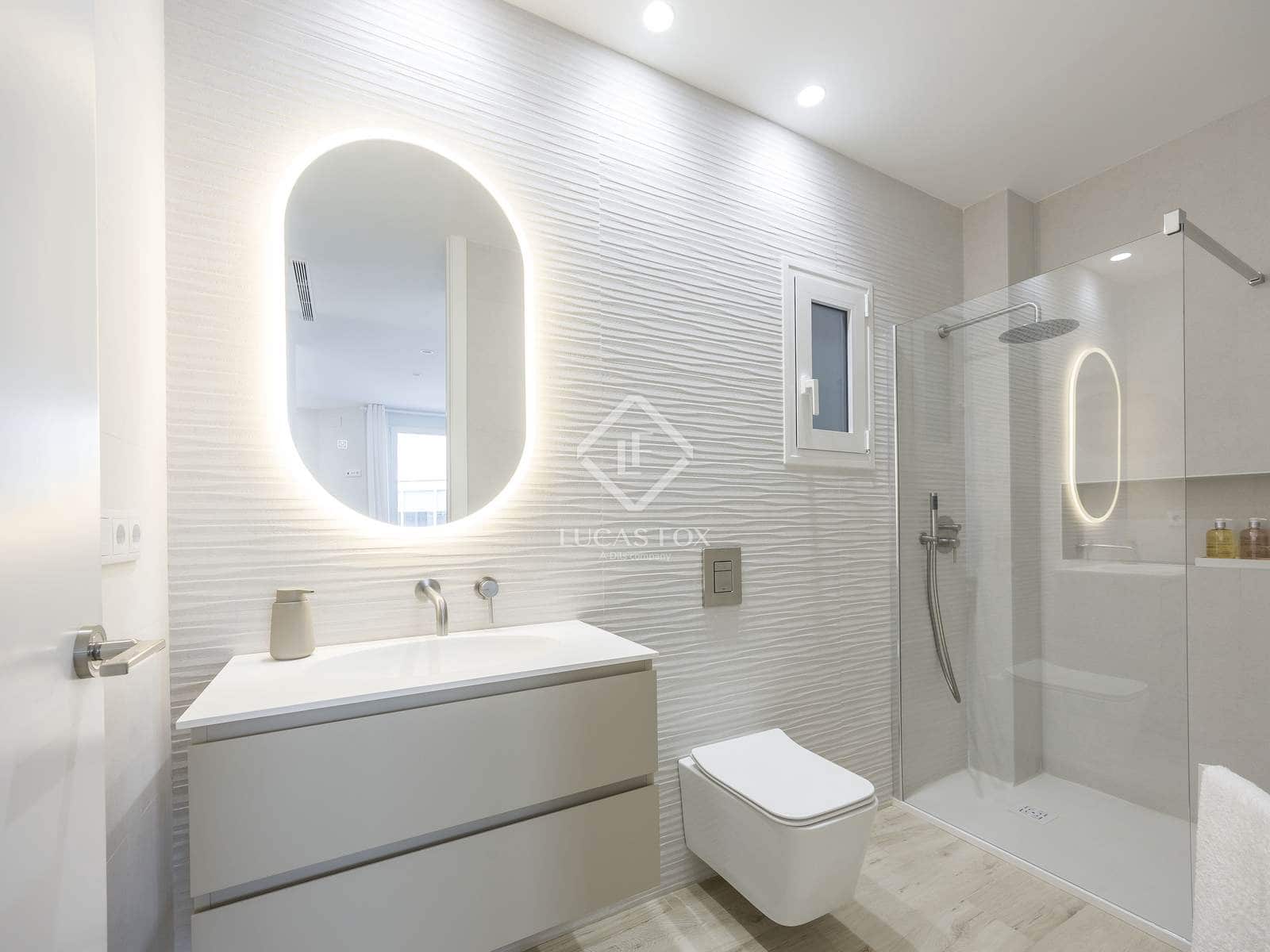 3 sypialnia Apartament do wynajęcia w Miasto Walencja - 3 600 € (Ref: 9405882)