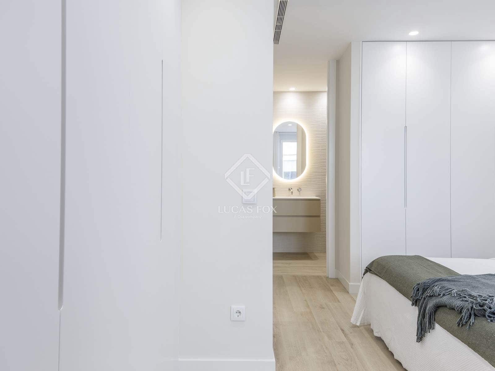 3 sypialnia Apartament do wynajęcia w Miasto Walencja - 3 600 € (Ref: 9405882)