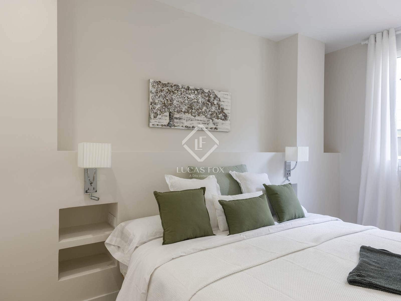 3 sypialnia Apartament do wynajęcia w Miasto Walencja - 3 600 € (Ref: 9405882)