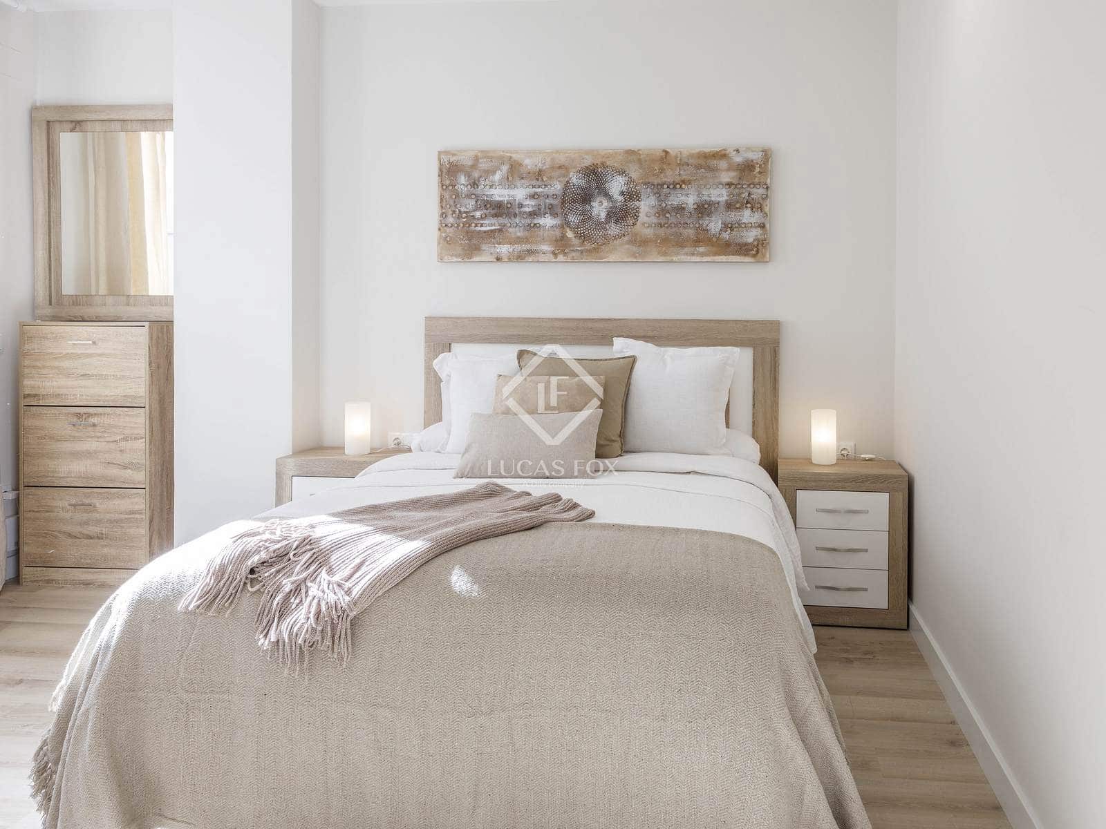 3 sypialnia Apartament do wynajęcia w Miasto Walencja - 3 600 € (Ref: 9405882)