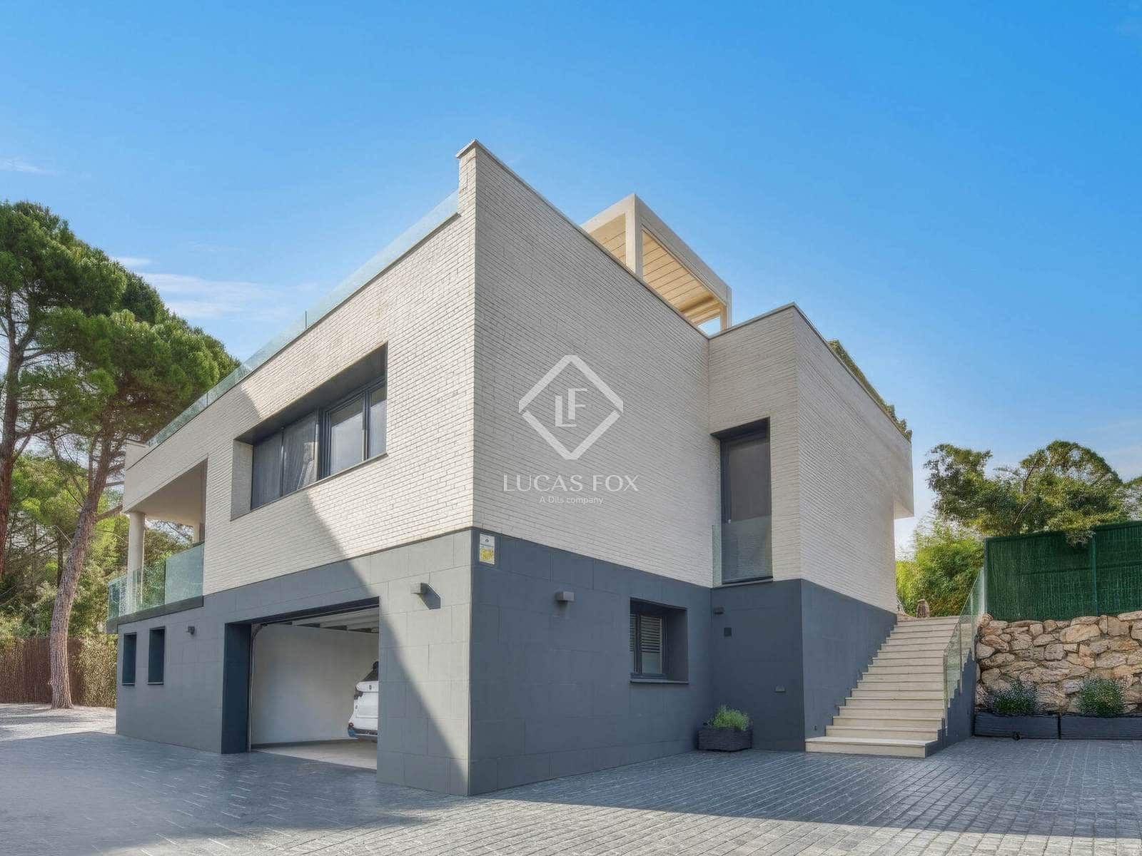 5 makuuhuone Huvila myytävänä paikassa Santa Cristina d'Aro mukana uima-altaan 
autotalli - 2 800 000 € (Ref: 9409357)