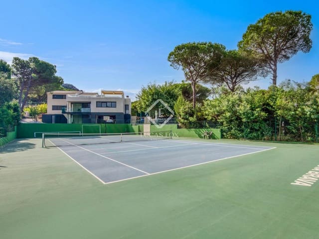 5 chambre Villa/Maison à vendre à Santa Cristina d'Aro avec piscine garage - 2 800 000 € (Ref: 9409357)