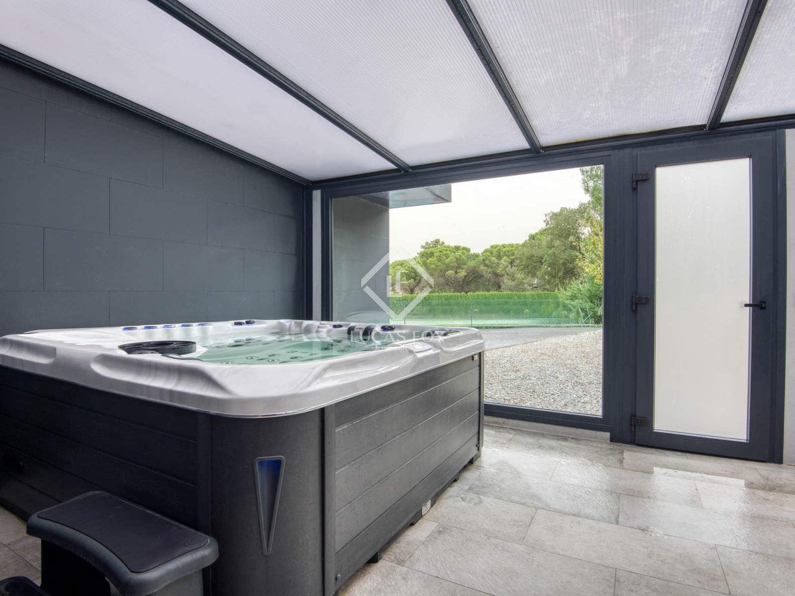 5 makuuhuone Huvila myytävänä paikassa Santa Cristina d'Aro mukana uima-altaan 
autotalli - 2 800 000 € (Ref: 9409357)