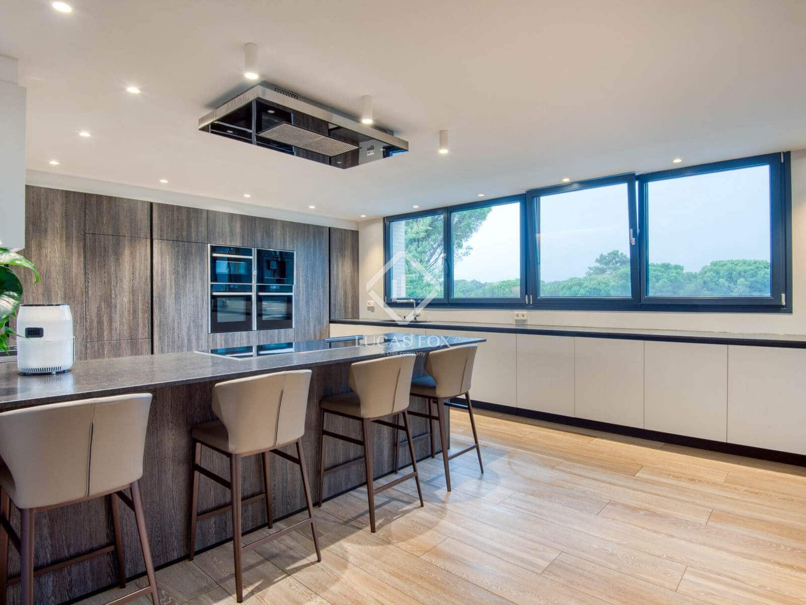 5 makuuhuone Huvila myytävänä paikassa Santa Cristina d'Aro mukana uima-altaan 
autotalli - 2 800 000 € (Ref: 9409357)