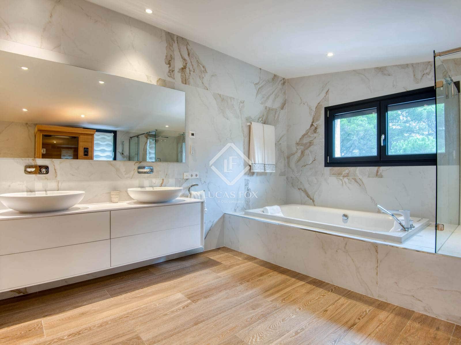 5 makuuhuone Huvila myytävänä paikassa Santa Cristina d'Aro mukana uima-altaan 
autotalli - 2 800 000 € (Ref: 9409357)