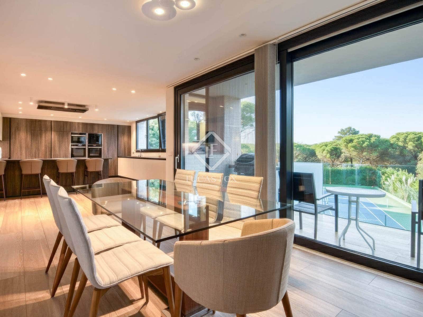 5 makuuhuone Huvila myytävänä paikassa Santa Cristina d'Aro mukana uima-altaan 
autotalli - 2 800 000 € (Ref: 9409357)