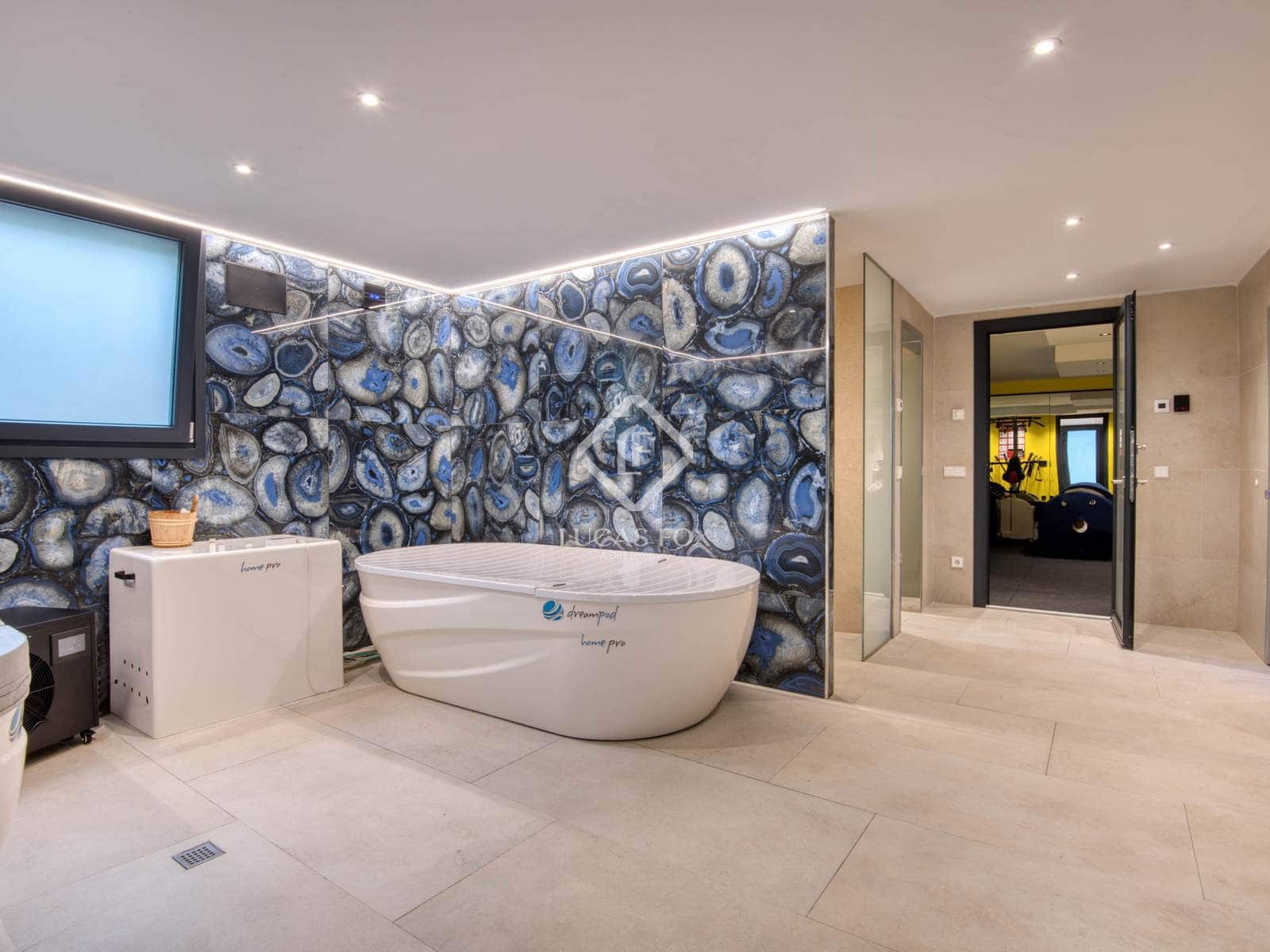 5 makuuhuone Huvila myytävänä paikassa Santa Cristina d'Aro mukana uima-altaan 
autotalli - 2 800 000 € (Ref: 9409357)