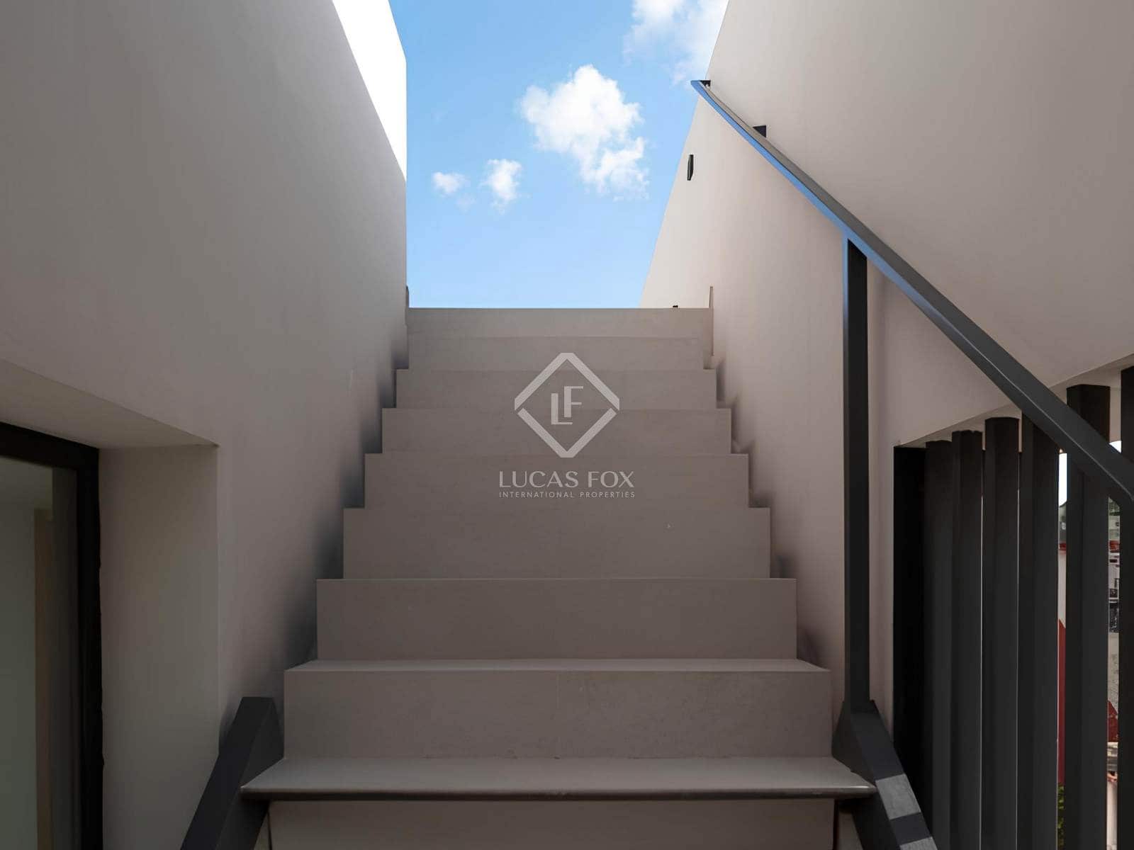 3 soverom Penthouse til salgs i Palma de Mallorca med svømmebasseng garasje - € 2 600 000 (Ref: 9409869)