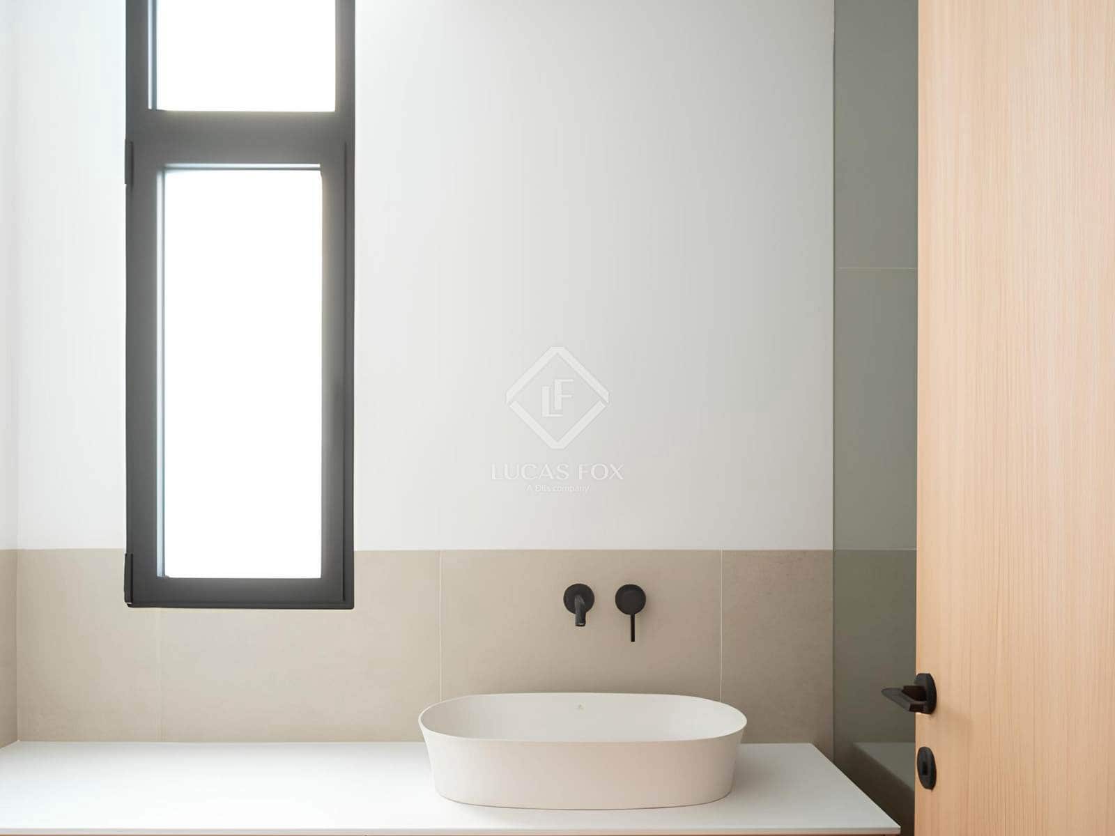 3 soverom Penthouse til salgs i Palma de Mallorca med svømmebasseng garasje - € 2 600 000 (Ref: 9409869)