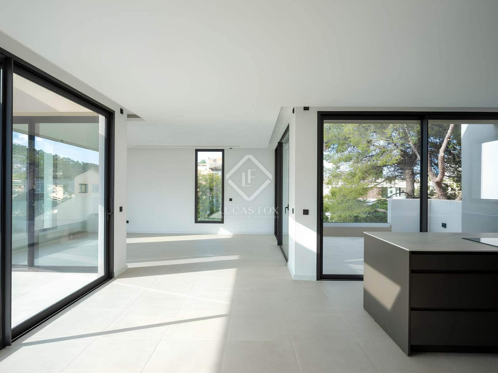 3 soverom Penthouse til salgs i Palma de Mallorca med svømmebasseng garasje - € 2 600 000 (Ref: 9409869)