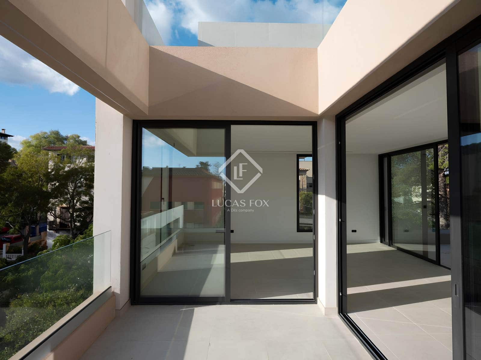 3 soverom Penthouse til salgs i Palma de Mallorca med svømmebasseng garasje - € 2 600 000 (Ref: 9409869)