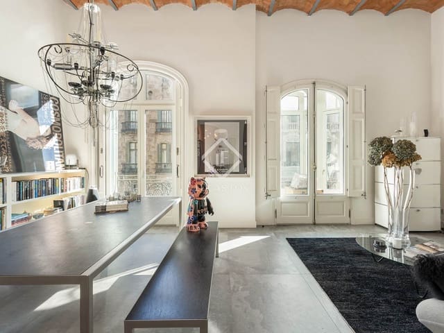 2 slaapkamer Appartement te koop in Barcelona stad - € 1.695.000 (Ref: 9410074)