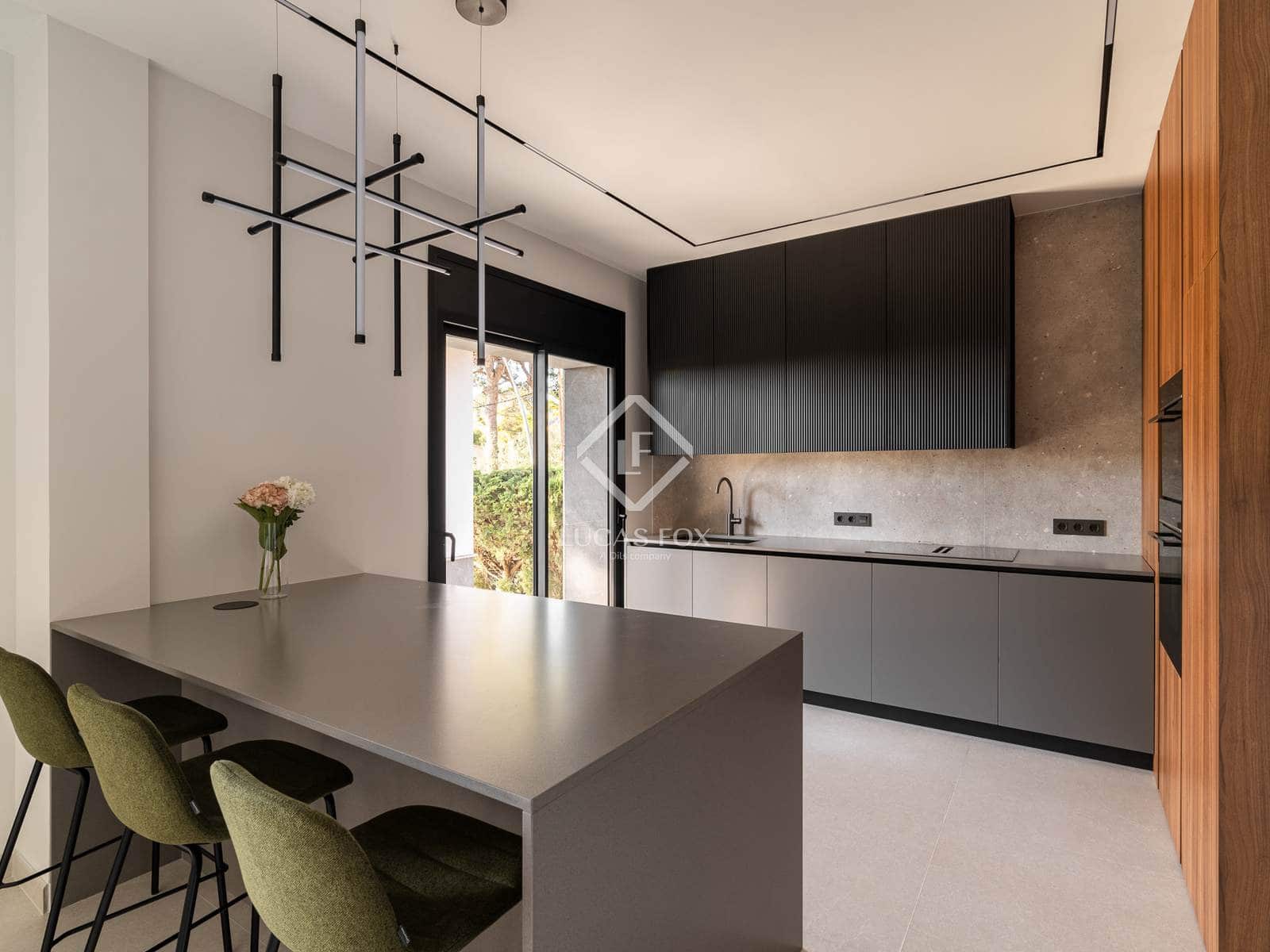 5 slaapkamer Villa te koop in Castelldefels met zwembad garage - € 2.650.000 (Ref: 9410224)