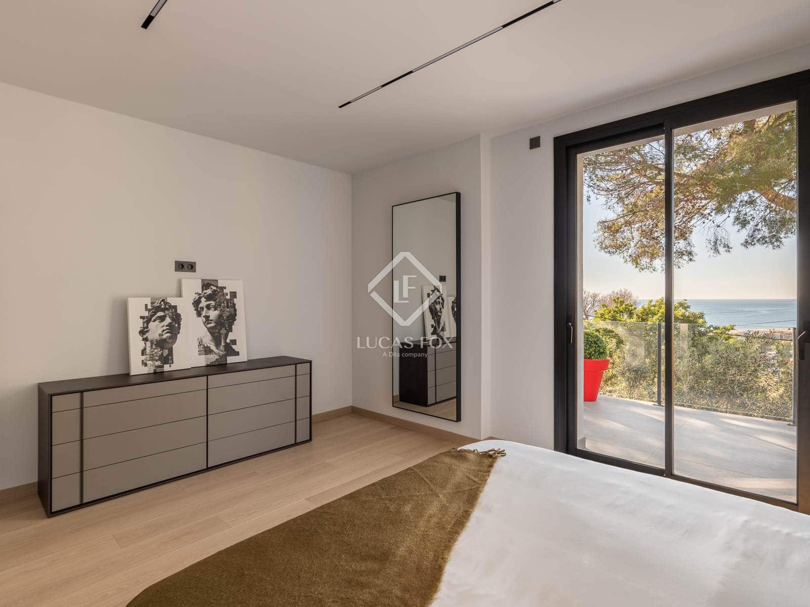 5 slaapkamer Villa te koop in Castelldefels met zwembad garage - € 2.650.000 (Ref: 9410224)