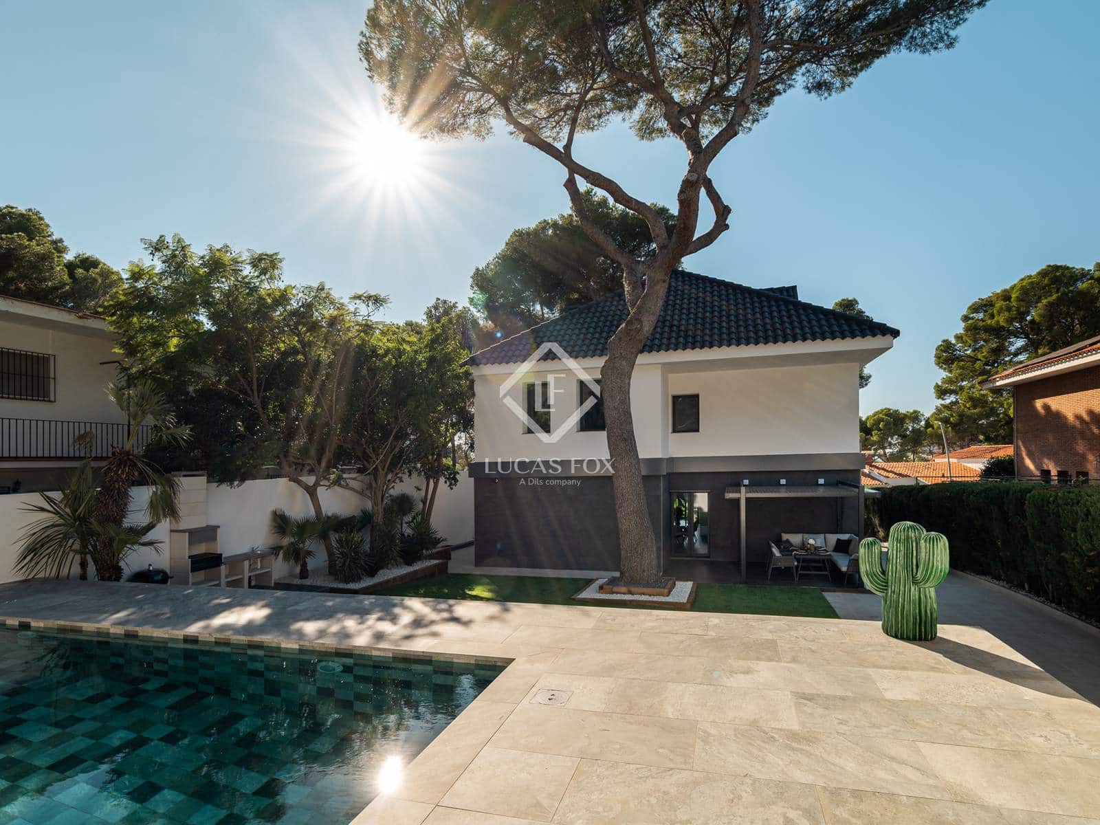 5 slaapkamer Villa te koop in Castelldefels met zwembad garage - € 2.650.000 (Ref: 9410224)