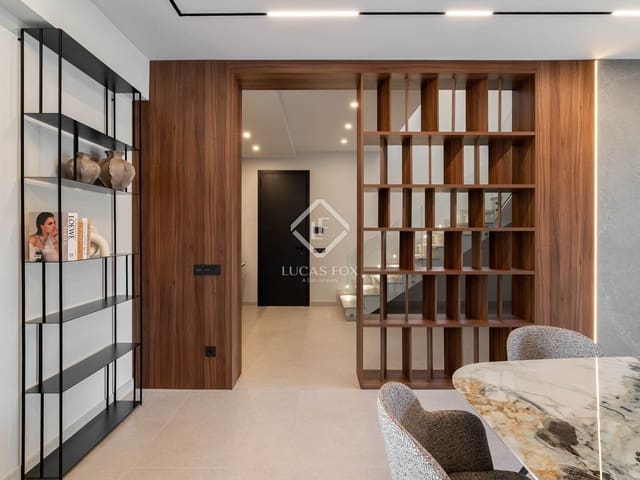 5 bedroom Villa for sale in Castelldefels with pool garage - € 2,650,000 (Ref: 9410224)