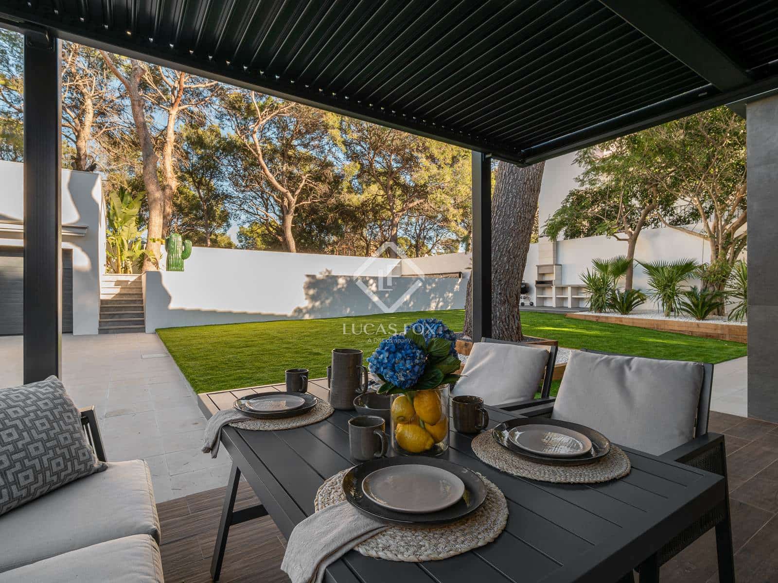 5 slaapkamer Villa te koop in Castelldefels met zwembad garage - € 2.650.000 (Ref: 9410224)