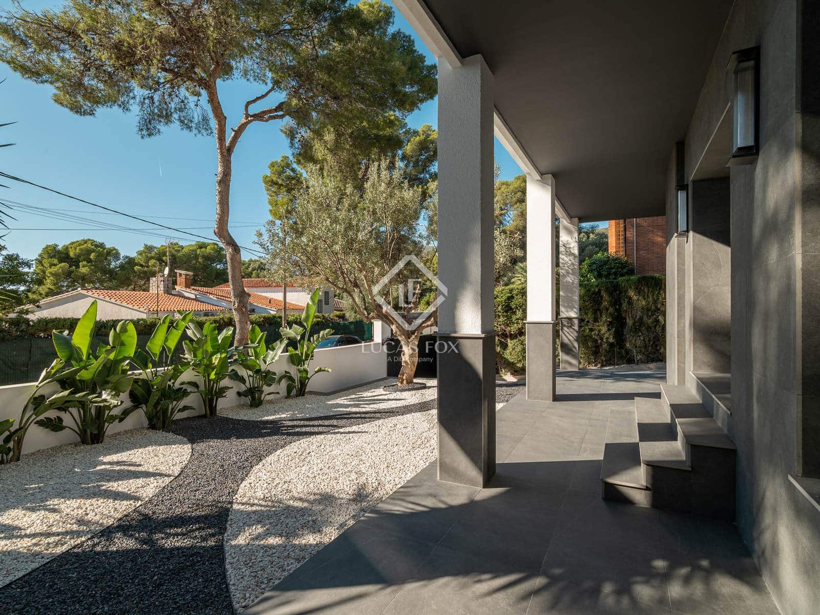 5 slaapkamer Villa te koop in Castelldefels met zwembad garage - € 2.650.000 (Ref: 9410224)