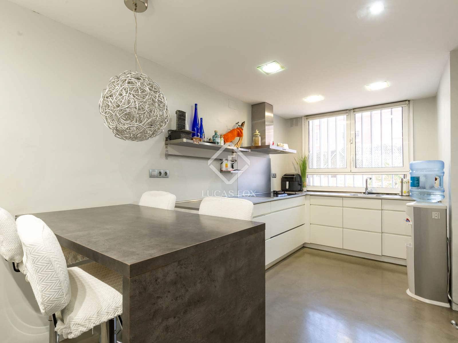 5 sovrum Villa till salu i Sant Joan Despi med garage - 925 000 € (Ref: 9410225)