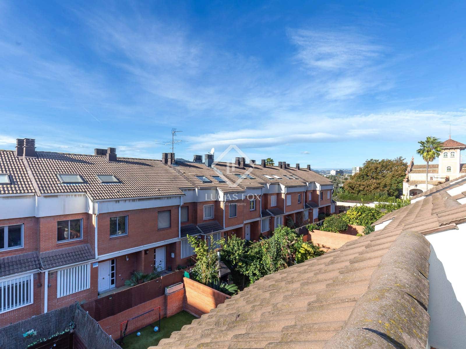 5 sovrum Villa till salu i Sant Joan Despi med garage - 925 000 € (Ref: 9410225)