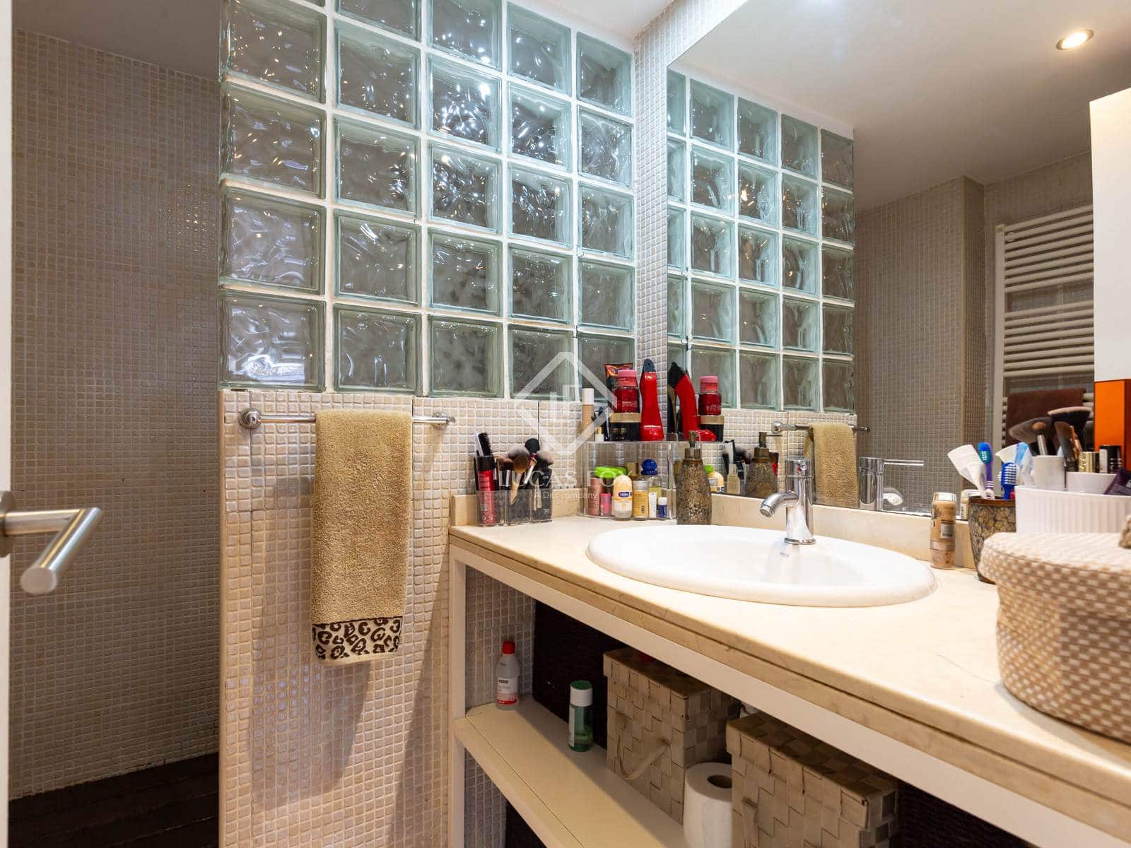 5 sovrum Villa till salu i Sant Joan Despi med garage - 925 000 € (Ref: 9410225)