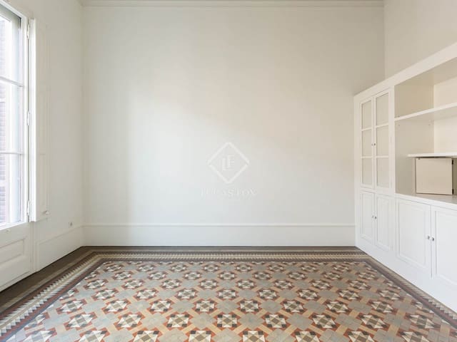 3 slaapkamer Appartement te huur in Barcelona stad - € 3.500 (Ref: 9411311)