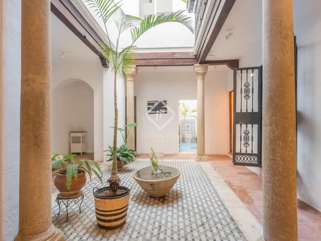 8 slaapkamer Villa te koop in Centro Historico, Málaga stad - € 1.875.000 (Ref: 9411312)