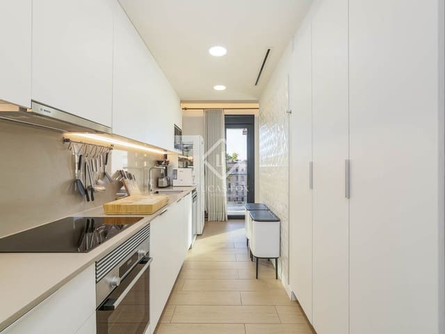 4 quarto Penthouse para venda em Barcelona cidade com garagem - 1 250 000 € (Ref: 9412643)