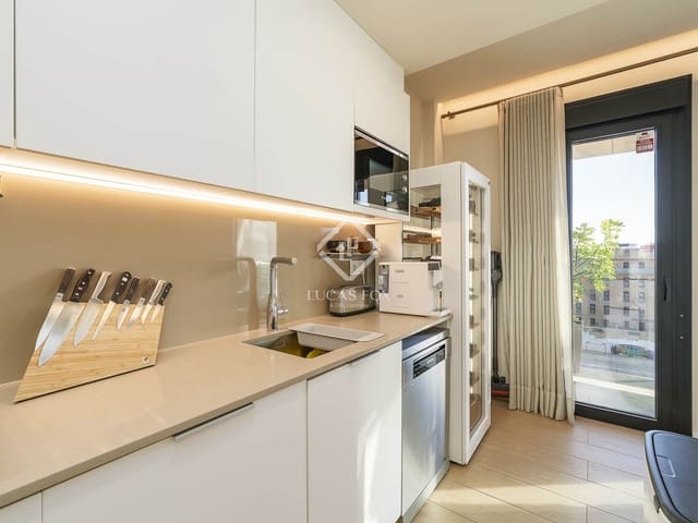 4 quarto Penthouse para venda em Barcelona cidade com garagem - 1 250 000 € (Ref: 9412643)