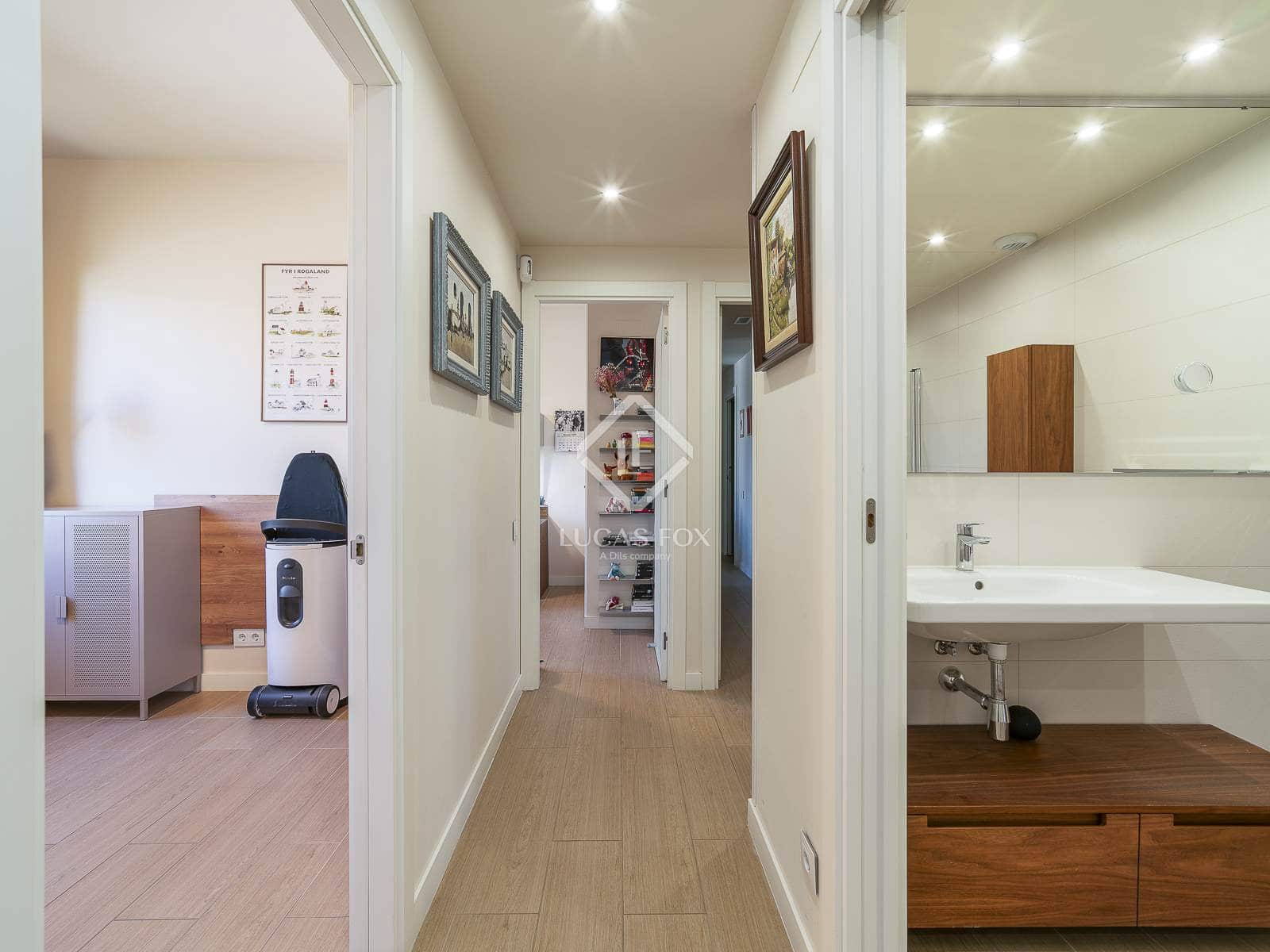 4 soveværelse Penthouse til salg i Barcelona by med garage - € 1.250.000 (Ref: 9412643)