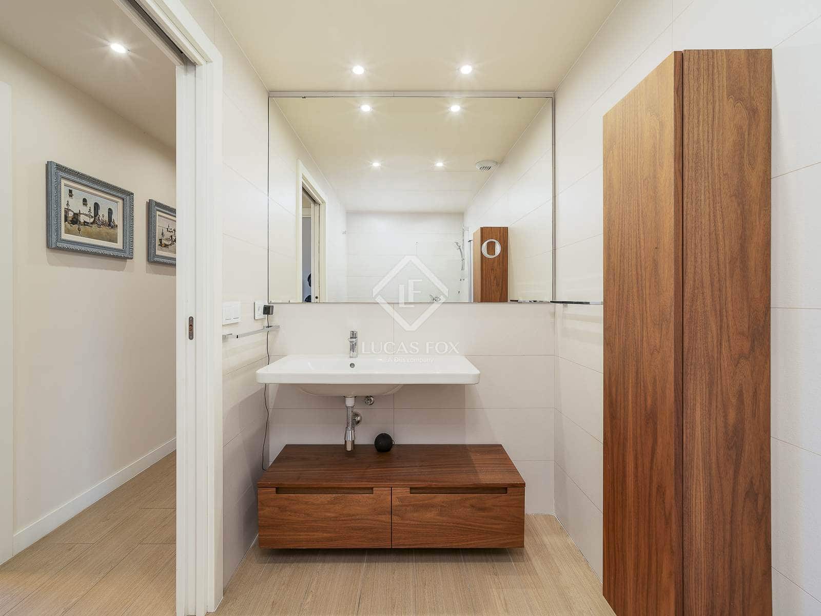 4 soveværelse Penthouse til salg i Barcelona by med garage - € 1.250.000 (Ref: 9412643)