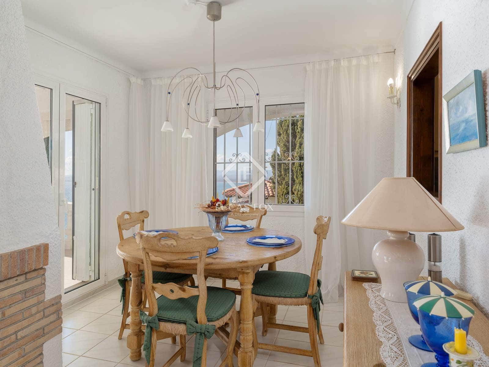 4 sypialnia Willa na sprzedaż w Roses z basenem garażem - 1 295 000 € (Ref: 9412644)