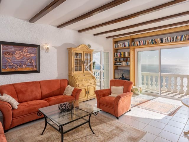 4 slaapkamer Villa te koop in Roses met zwembad garage - € 1.295.000 (Ref: 9412644)