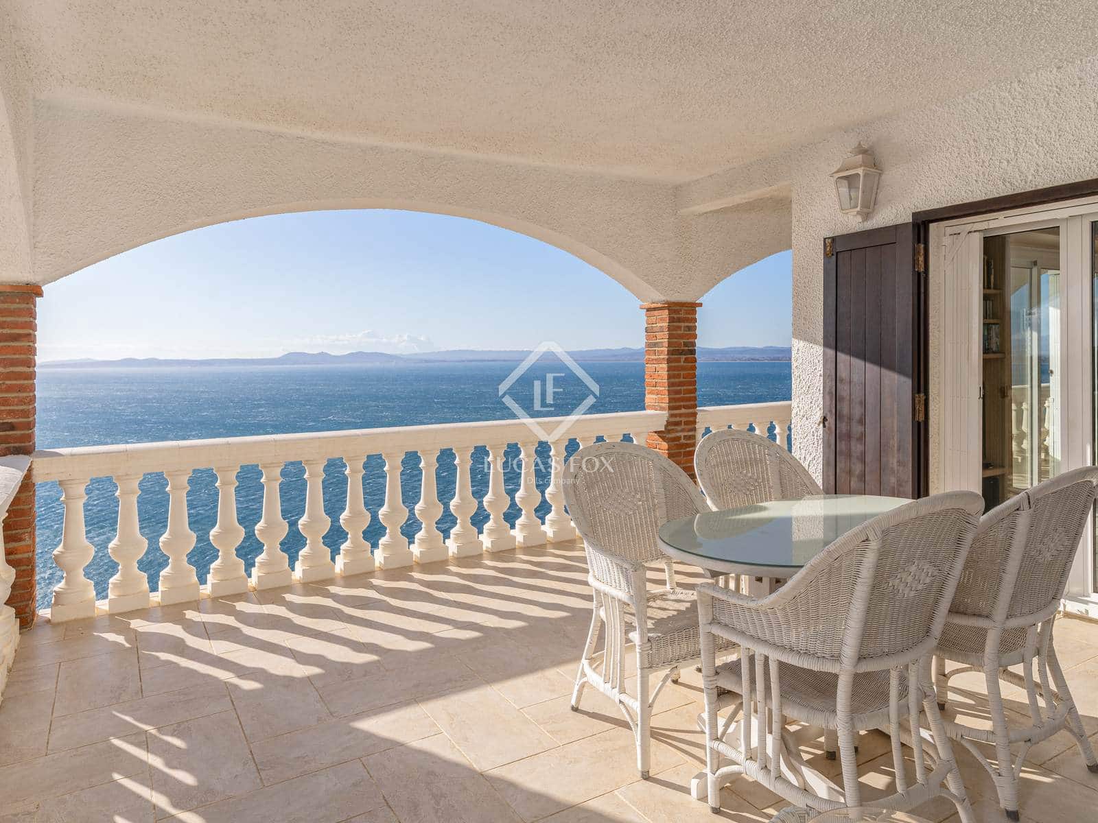 4 sypialnia Willa na sprzedaż w Roses z basenem garażem - 1 295 000 € (Ref: 9412644)